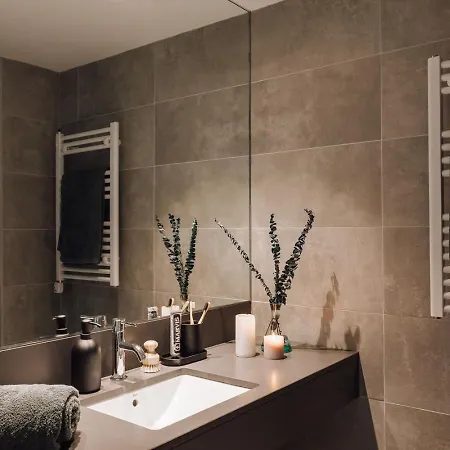 Apartment Ferrat - 3 Bedrooms In Eixample Esquerra Barcelona