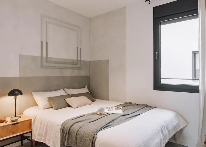Ferrat - 3 Bedrooms In Eixample Esquerra * Барселона